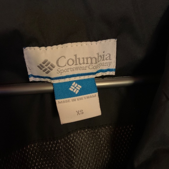 Columbia raincoat - Picture 9 of 12